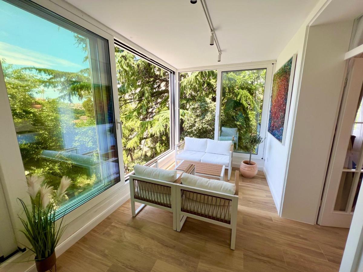 Velvet - Free Private Garage Apartman
